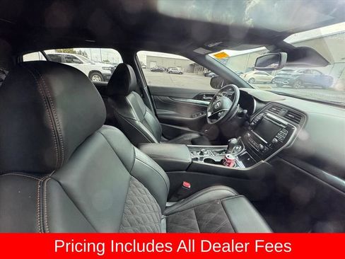 Used 2019 Nissan Maxima SR w/ Premium Package FWD image 3