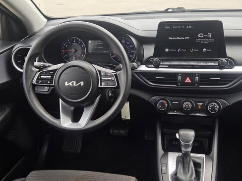 Used 2024 Kia Forte LXS FWD image 19