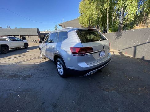 Used 2019 Volkswagen Atlas SE FWD image 4