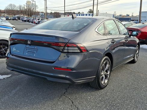 Certified 2023 Honda Accord EX image 6