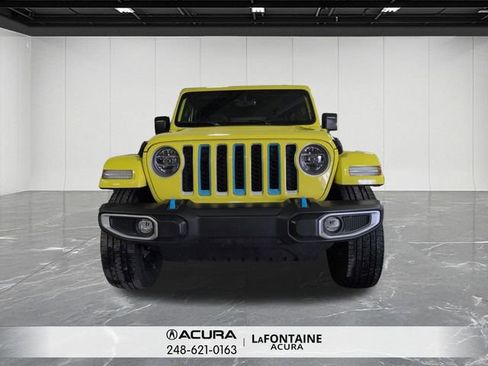 Used 2022 Jeep Wrangler Unlimited Sahara w/ Cold Weather Group AWD/4WD image 8