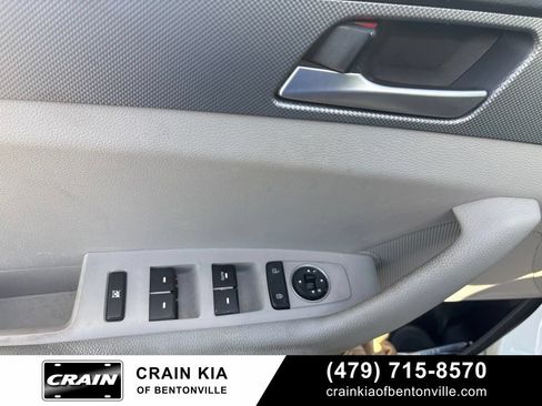 Used 2019 Hyundai Sonata SE FWD image 9
