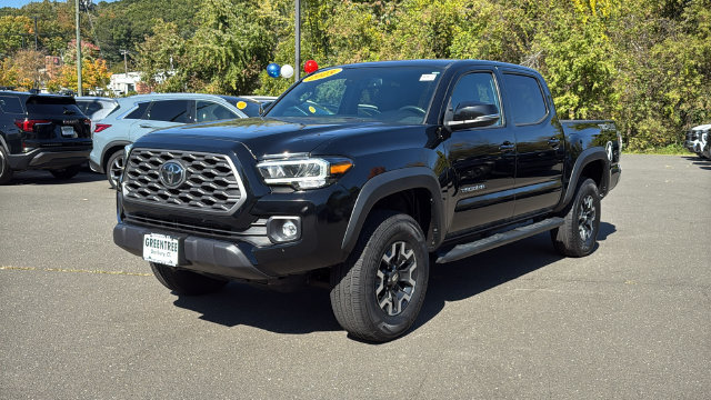 Certified 2023 Toyota Tacoma TRD Off-Road w/ TRD Premium Off Road Package AWD/4WD image 3