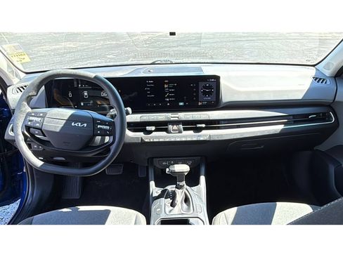 Used 2025 Kia K4 FWD image 27
