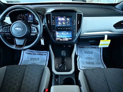 Used 2025 Subaru Forester AWD/4WD image 14