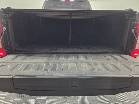Used 2021 Ford F250 Platinum w/ FX4 Off-Road Package AWD/4WD image 29