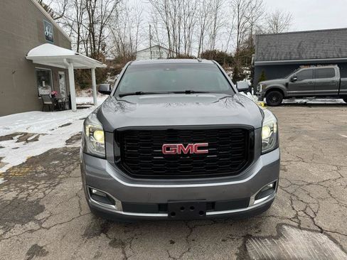 Used 2018 GMC Yukon Denali w/ Open Road Package image 2
