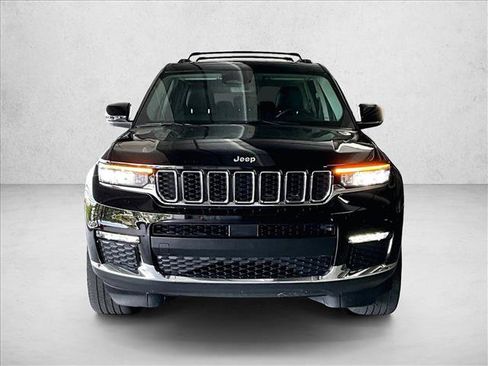 Used 2021 Jeep Grand Cherokee L Limited AWD/4WD image 3