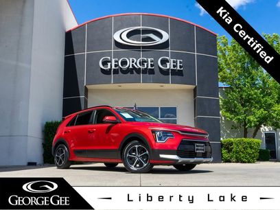 Used 2023 Kia Niro EX w/ EX Cold Weather Package