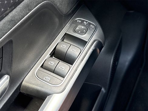 Certified 2025 Mercedes-Benz GLB 35 AMG 4MATIC image 23