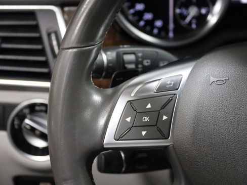 Used 2013 Mercedes-Benz GL 450 4MATIC image 52