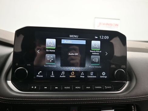 Used 2023 Nissan Rogue SL w/ SL Premium Package image 19