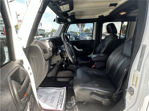 Used 2016 Jeep Wrangler Unlimited Sahara w/ Max Tow Package image 16