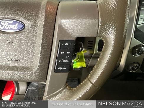 Used 2014 Ford F150 XLT w/ XLT Chrome Package image 43