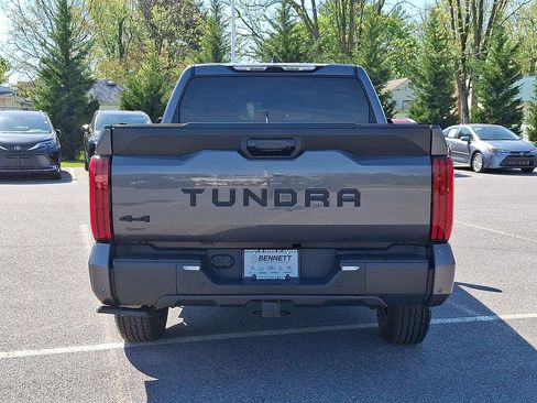 Used 2024 Toyota Tundra SR5 w/ SR5 Convenience Package AWD/4WD image 5