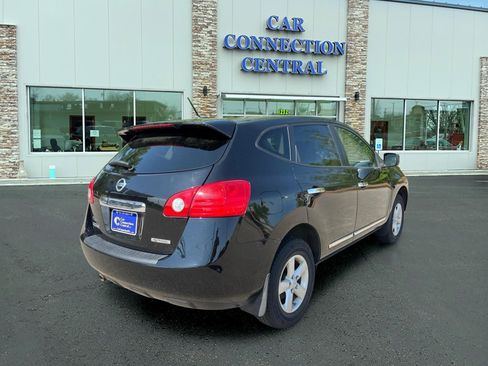 Used 2012 Nissan Rogue S w/ Special Edition Pkg FWD image 4