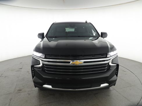 Used 2024 Chevrolet Tahoe LT image 2