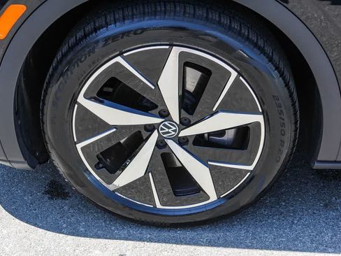 Used 2023 Volkswagen ID.4 Pro S RWD image 9