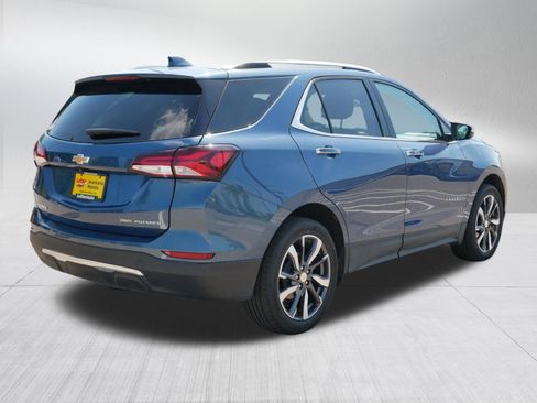 Used 2024 Chevrolet Equinox Premier AWD/4WD image 7