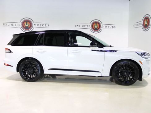 Used 2024 Lincoln Aviator Black Label AWD/4WD image 33