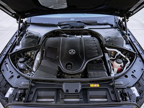 Used 2023 Mercedes-Benz S 500 4MATIC w/ AMG Line image 24