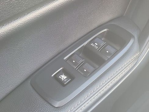 Used 2023 Ford Ranger Lariat w/ Tremor Off-Road Package image 35