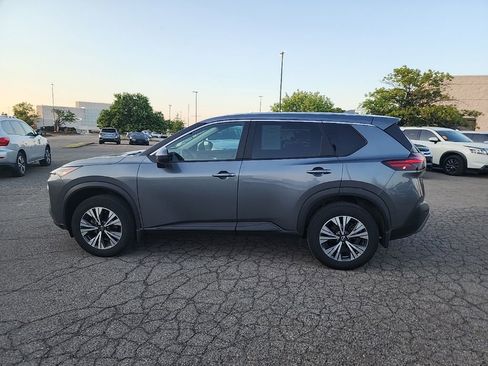 Used 2023 Nissan Rogue SV AWD/4WD image 8