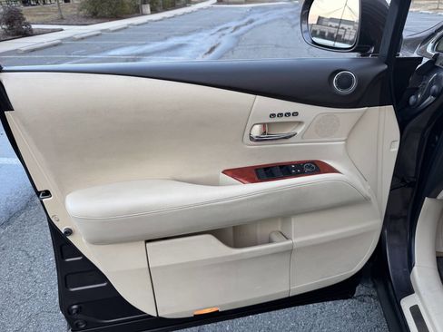 Used 2010 Lexus RX 450h AWD image 12