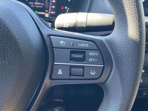 Certified 2025 Honda Accord SE image 20
