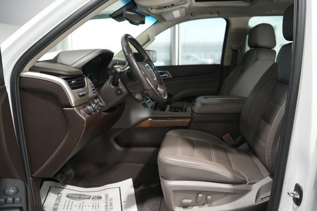 Used 2020 GMC Yukon XL Denali w/ Denali Ultimate Package AWD/4WD image 17