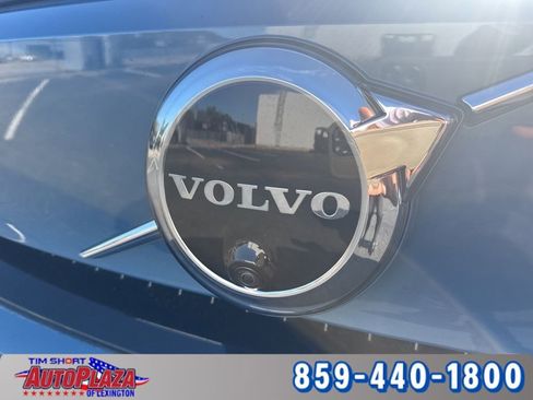 Used 2023 Volvo XC40 Recharge Ultimate image 10