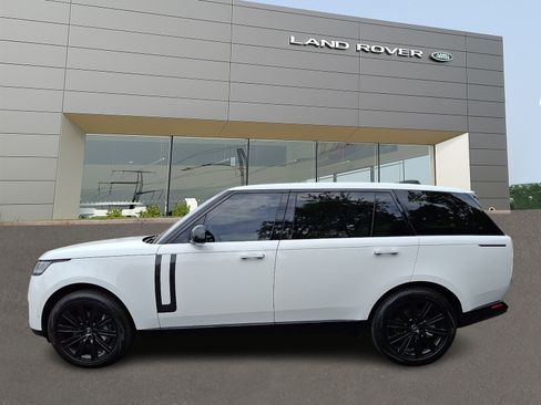 Used 2023 Land Rover Range Rover Long Wheelbase SE AWD/4WD image 6