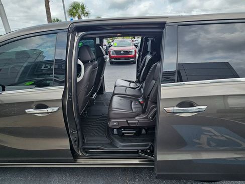 Used 2019 Honda Odyssey Elite image 15