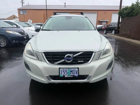 Used 2011 Volvo XC60 T6 R-Design w/ Convenience Pkg AWD/4WD image 2