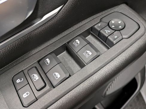 Used 2025 RAM 1500 Big Horn AWD/4WD image 12