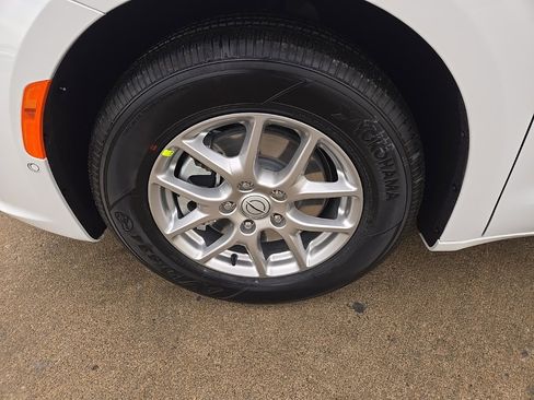 New 2026 Chrysler Pacifica Select image 25