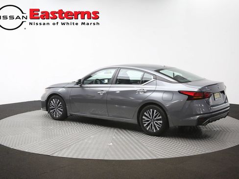 Used 2023 Nissan Altima 2.5 SV w/ SV Premium Package FWD image 63