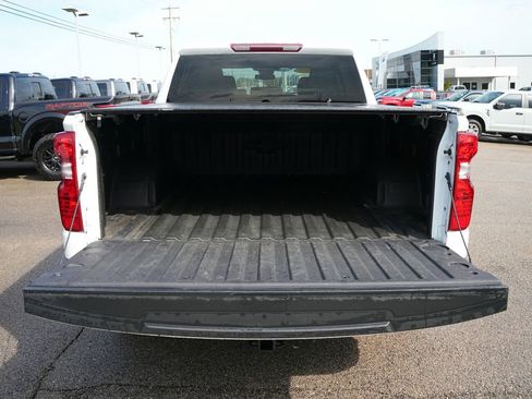 Used 2022 Chevrolet Silverado 1500 Custom image 6