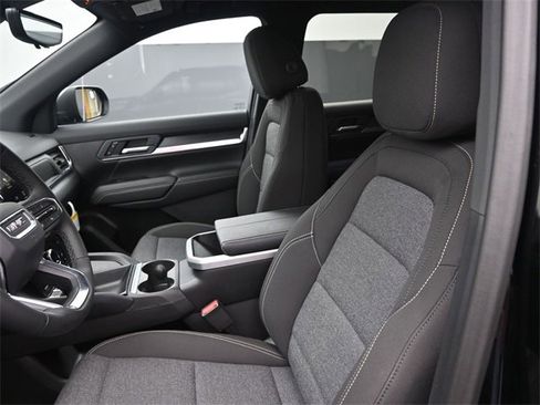 New 2026 GMC Terrain Elevation w/ Technology Package II image 8