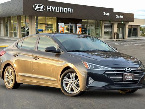 Used 2020 Hyundai Elantra SEL w/ Cargo Package (C1) image 2