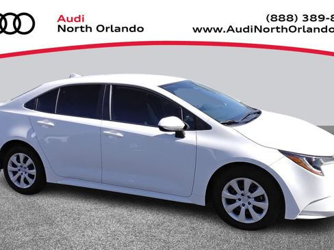 Used 2023 Toyota Corolla LE image 1