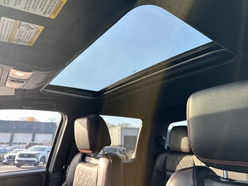 Used 2023 Nissan Frontier PRO-4X w/ Pro-4X Premium Package image 22