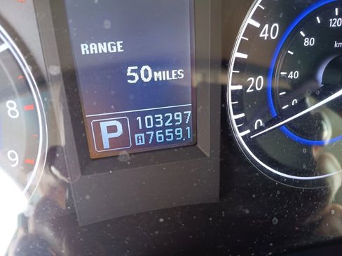 Used 2012 INFINITI G37 Journey w/ Premium Pkg image 14