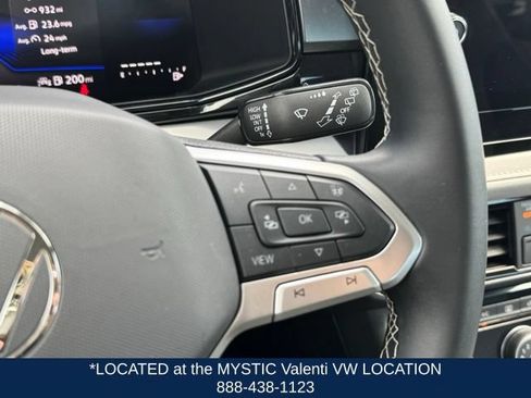 Certified 2025 Volkswagen Taos S AWD/4WD image 46