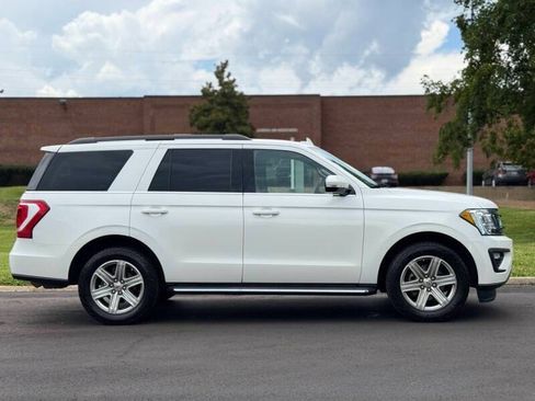 Used 2020 Ford Expedition XLT w/ Equipment Group 202A RWD image 4