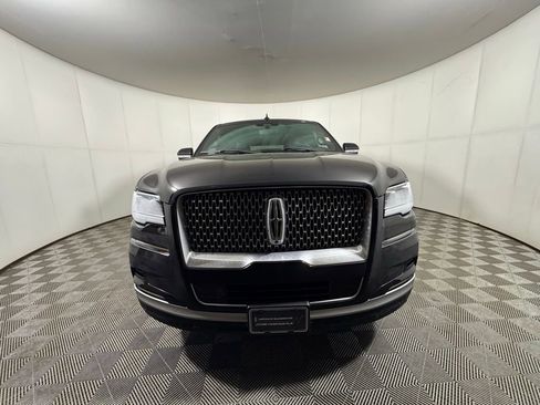 Certified 2022 Lincoln Navigator Reserve image 8