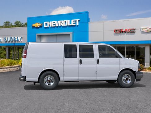 New 2026 GMC Savana 2500 w/ Driver Convenience Package RWD image 5