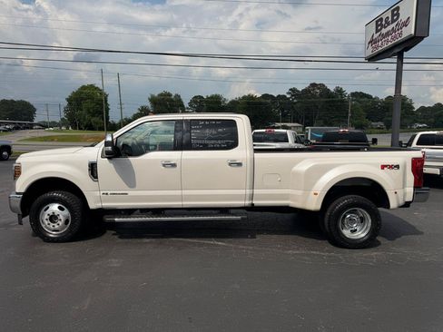 Used 2018 Ford F350 Lariat w/ Lariat Ultimate Package AWD/4WD image 9