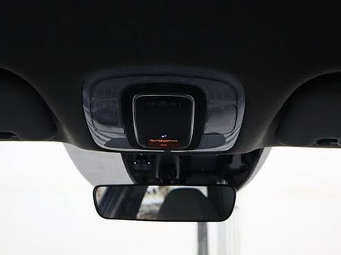 Used 2023 Hyundai Elantra SEL w/ Preferred Accessory Package image 28