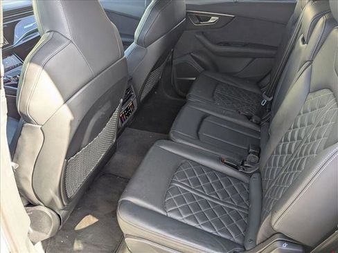 Used 2023 Audi SQ7 Premium Plus w/ Executive Package image 19